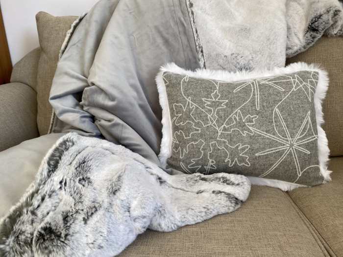 Snowflake Cushion Cover  Only  Oblong 14" x 12"